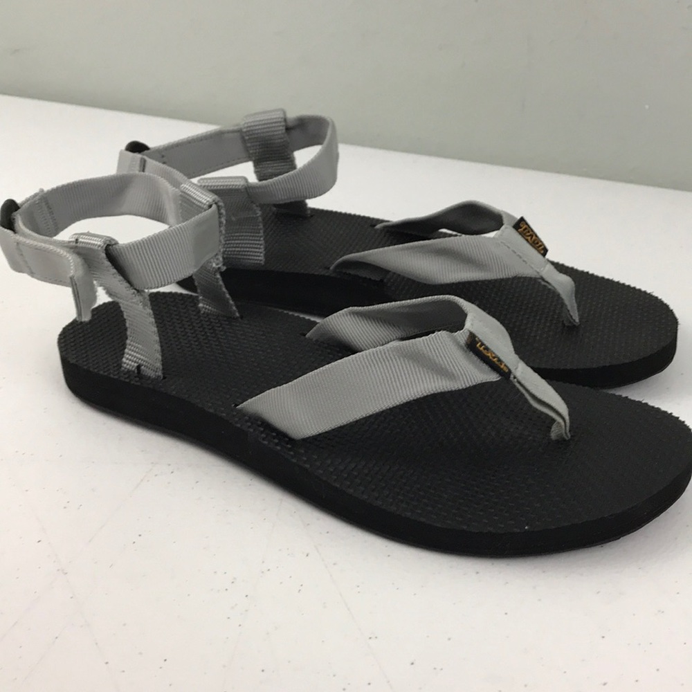 Teva original gray ankle strap sandals Sz.9
